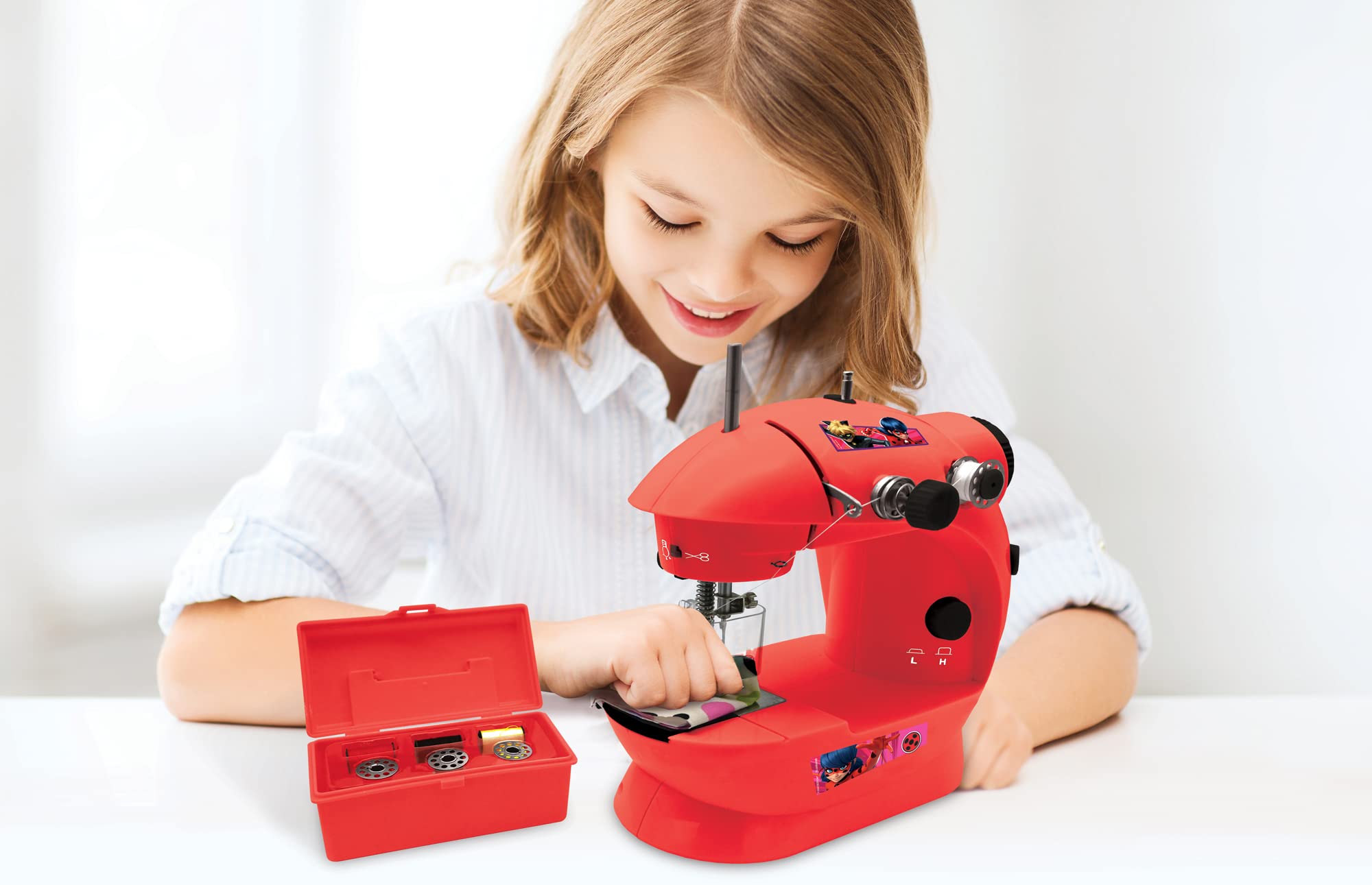 lexibook-miraculous-sw100mi-m-quina-de-coser-infantil-con-pedal image 4