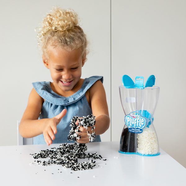 falomir-juegos-playfoam-pluffle-twist-black-white-arena-sensorial image 2